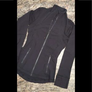 Lululemon jacket size 2